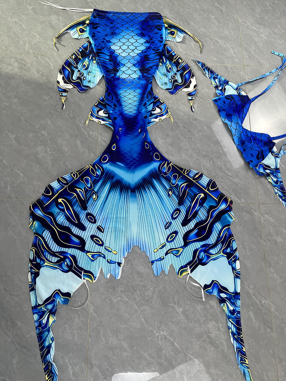 Aquarium & Marine Museum Universiti Malaysia Sabah Kota Kinabalu Sabah Photos - Costume da spettacolo a sirena per
